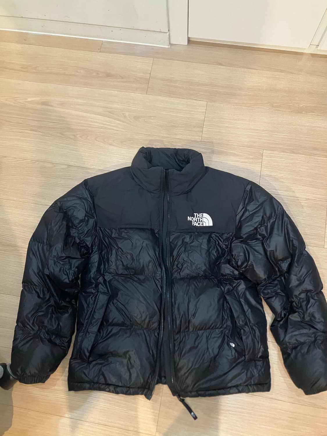 노스페이스 온볼 패딩 눕시 m사이즈 상품이미지3