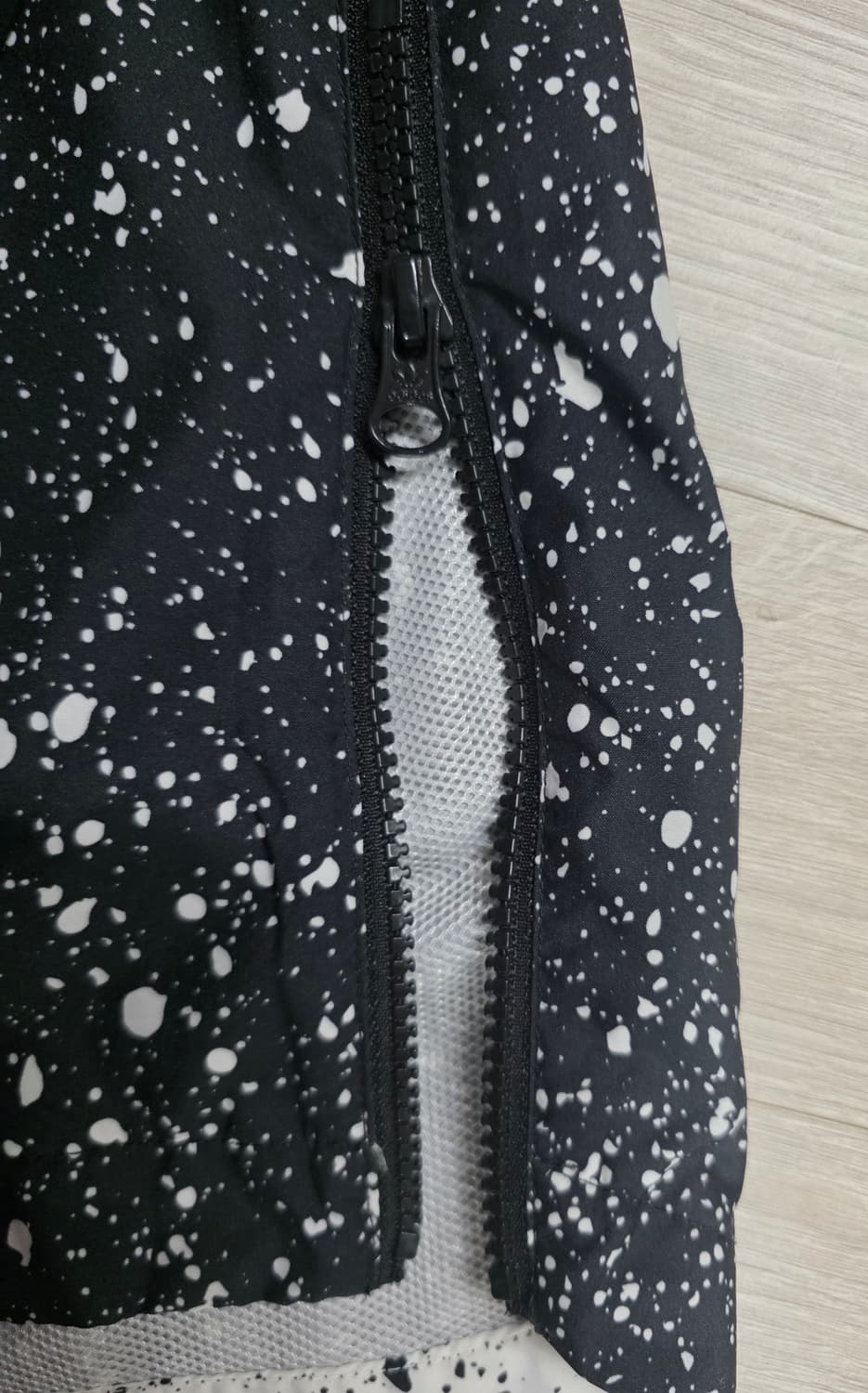 아디다스 플래닛토이드 반집업 바람막이. 싸이즈 95
 상품이미지8