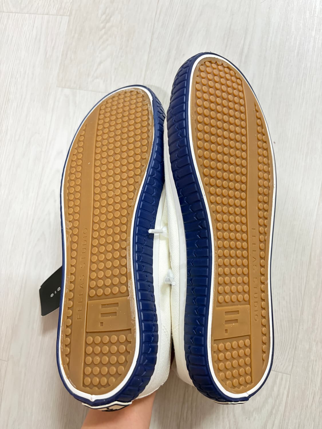 (새상품) 펠라스스튜디오 스니커즈 블루 270 상품이미지3