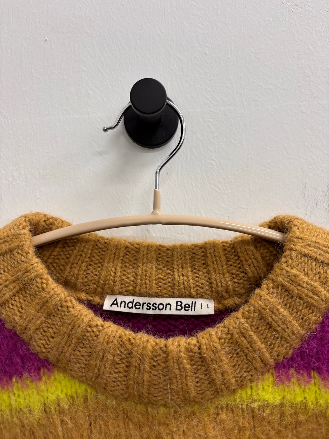 앤더슨벨(Andersson Bell) 유니섹스 알파카 스트라이프 스웨터 상품이미지4