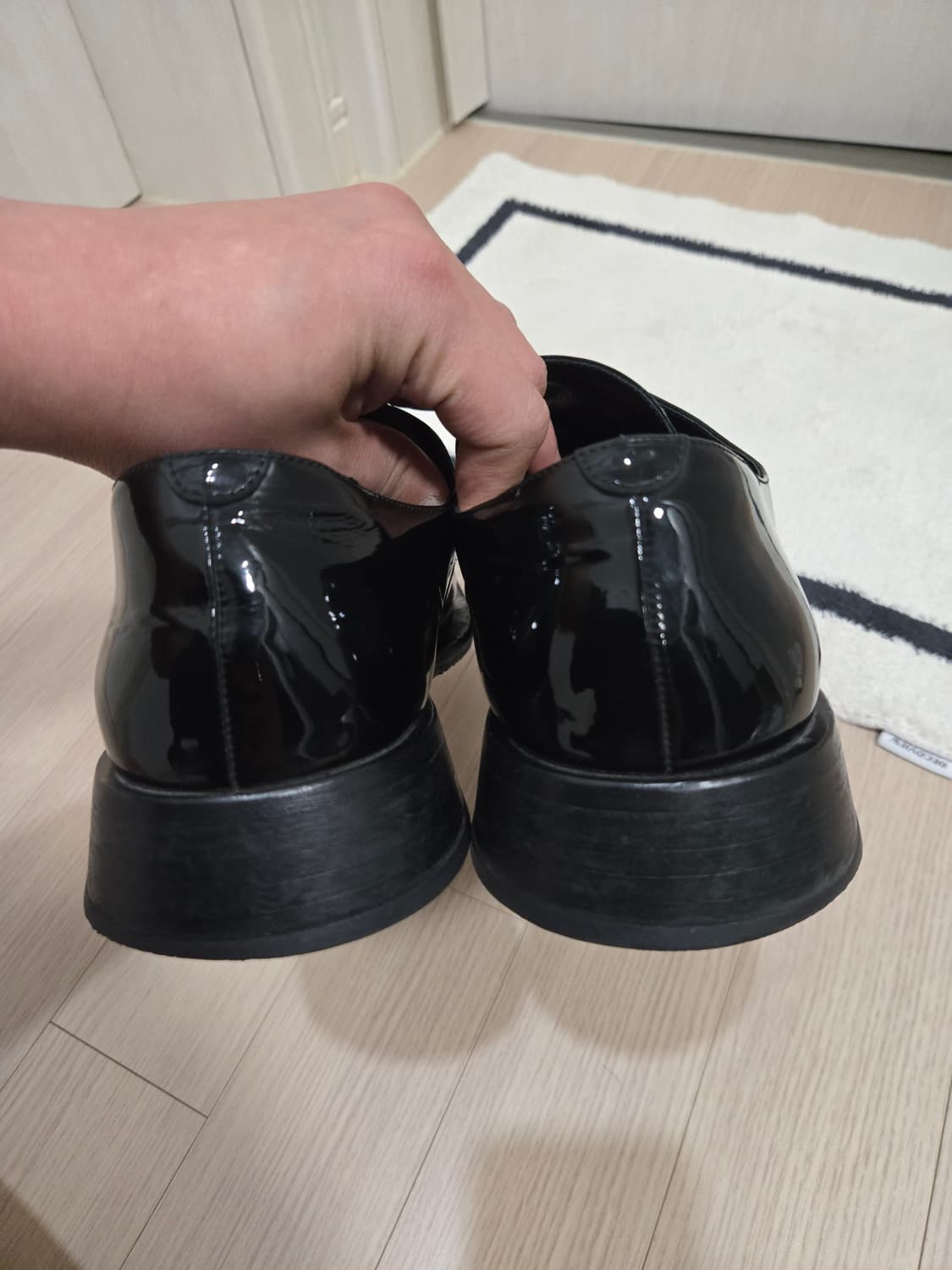 마틴로즈 삼각 스퀘어토 페이던트 더비 상품이미지4