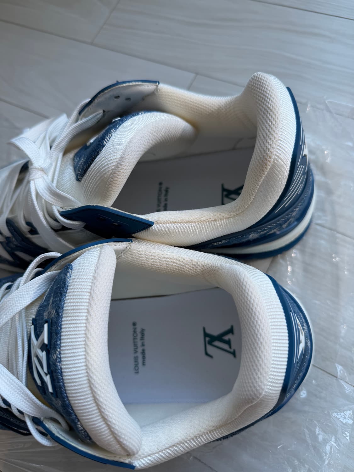 루이비통 트레이너 스니커즈 270 상품이미지3