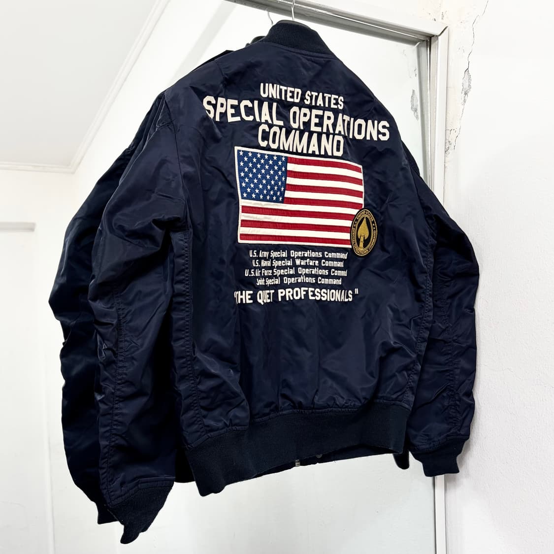 아비렉스 USA 패치워크 MA-1 자켓 상품이미지1