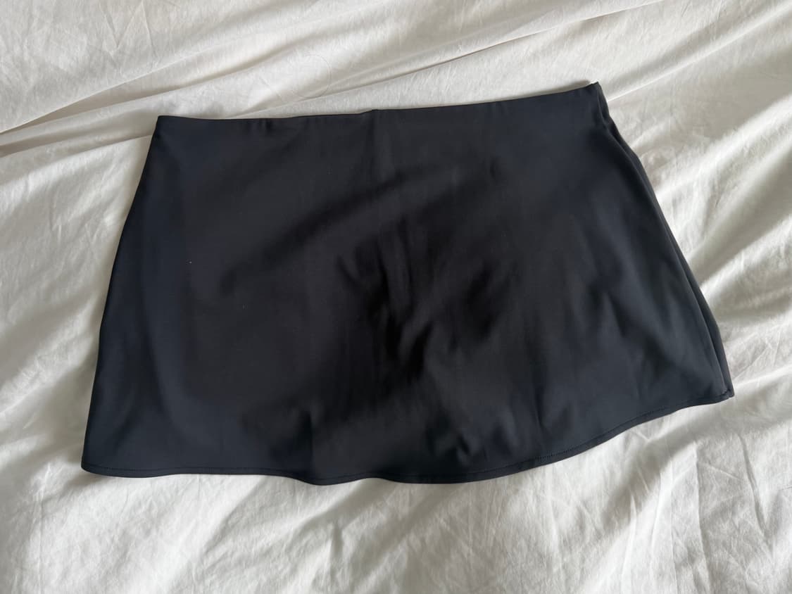 마뗑킴 플레어미니스커트(속바지 내장0) 차콜 상품이미지1