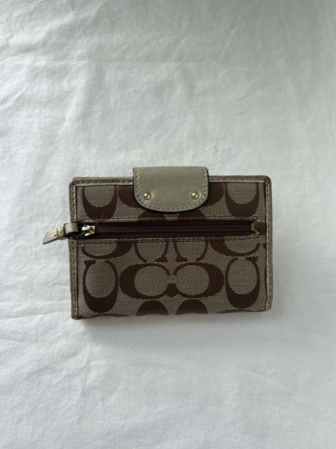 Coach silver glitter wallet 상품이미지2