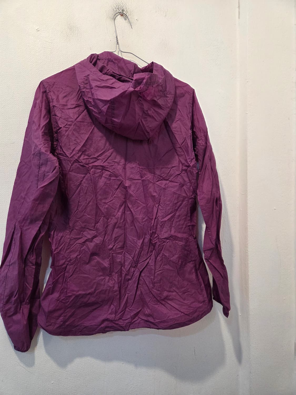 파타고니아 후드바람막이자켓  상품이미지2