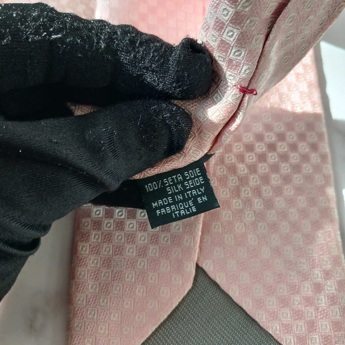 지방시 실크 핑크 다이아 패턴 넥타이 9.6cm A등급 A18846
 상품이미지10