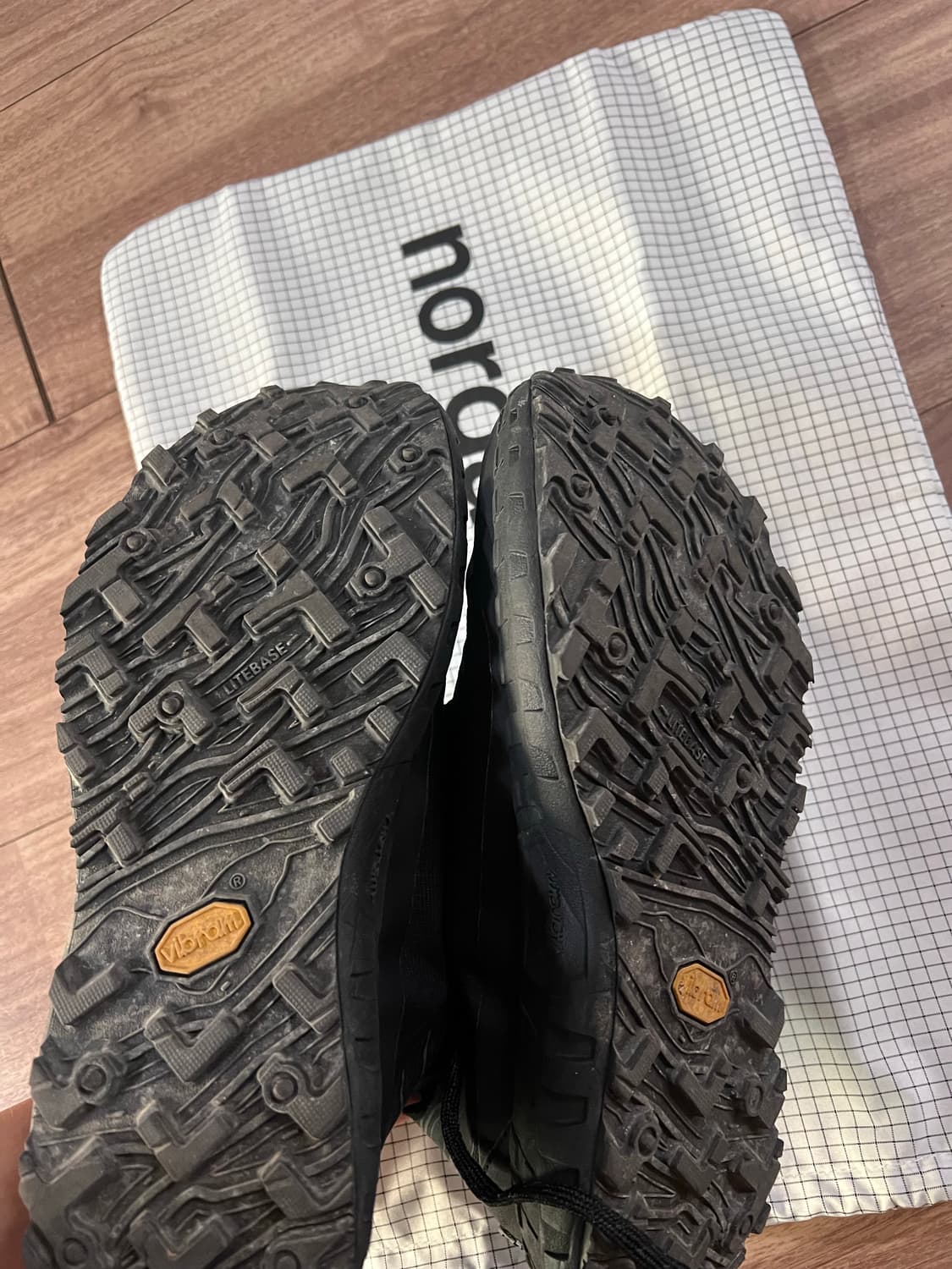 norda 001 블랙 트레일 러닝화(275 교환가능해요) 상품이미지3