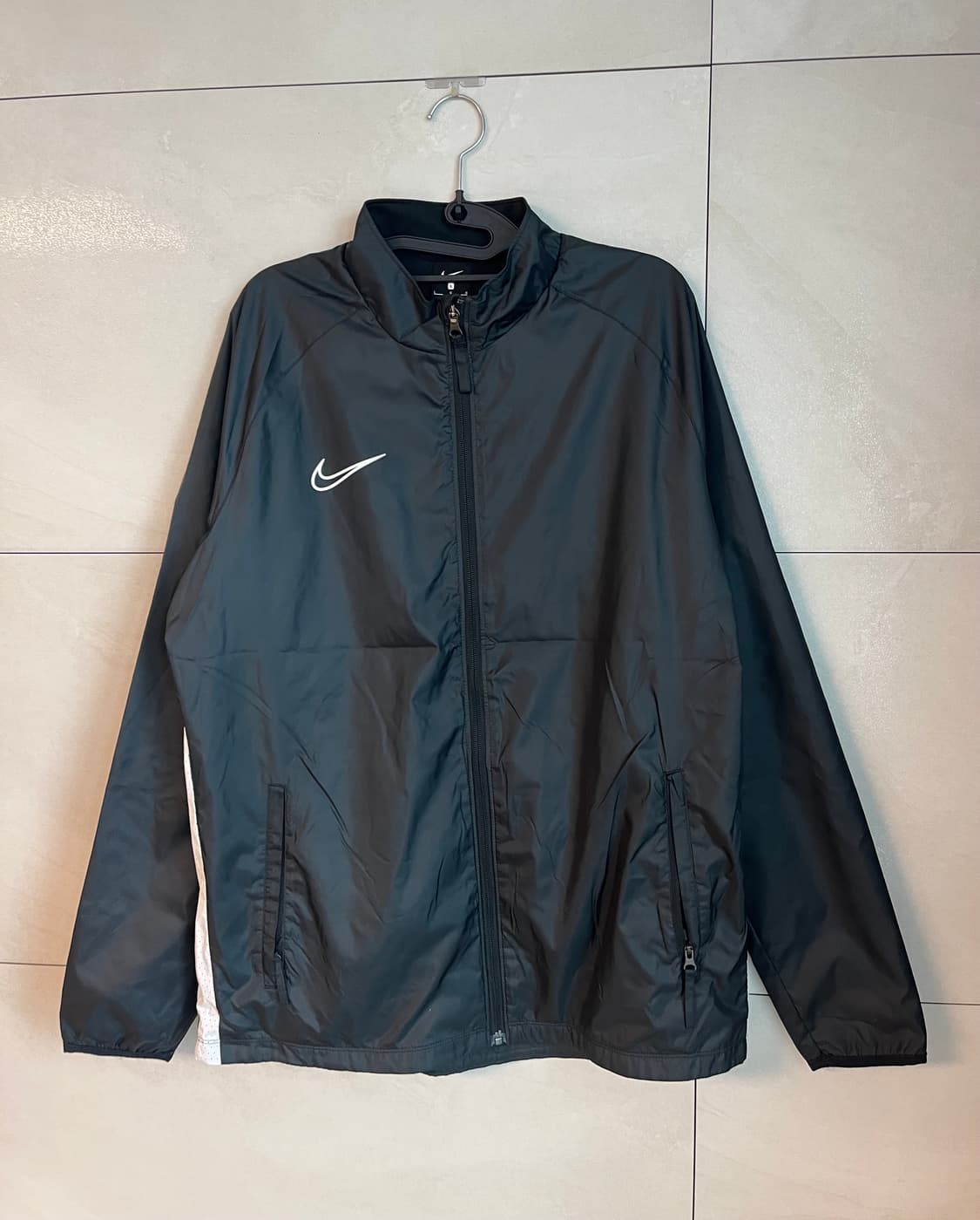나이키 바람막이 블랙 (L size)  상품이미지3