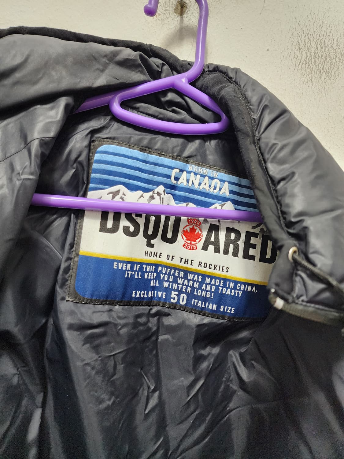 디스퀘어드2 메이플 올블랙 패딩 상품이미지10