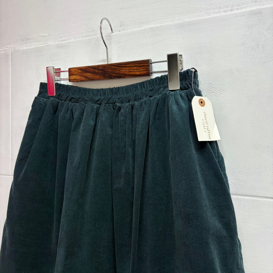 chocol raffine robe  코듀로이 미디 스커트 (미착용제품) 상품이미지2