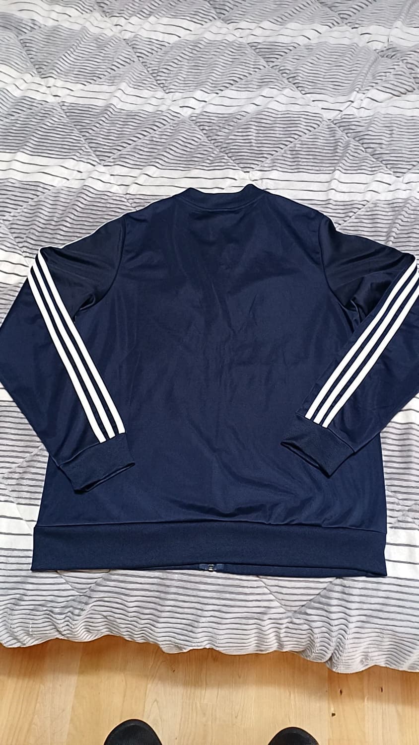 아디다스 저지 실측105 가슴57 기장72 상품이미지3