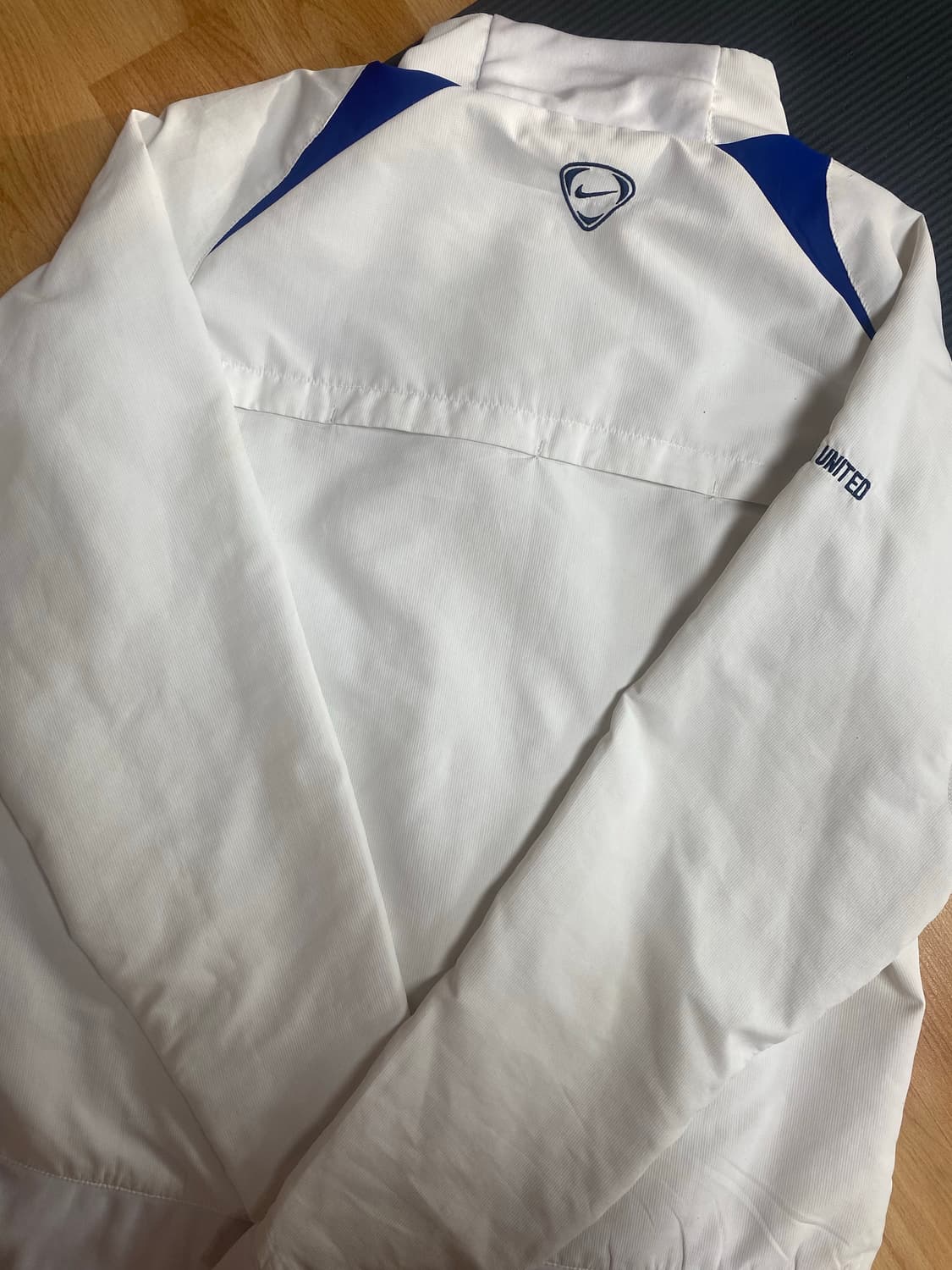 나이키 맨체스터 유나이티드 바람막이 집업 상품이미지3
