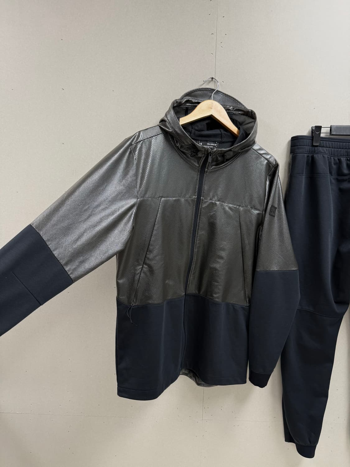 남성 XL-XXL / 언더아머 콜드기어 후드집업+팬츠 세트 셋업 상품이미지3
