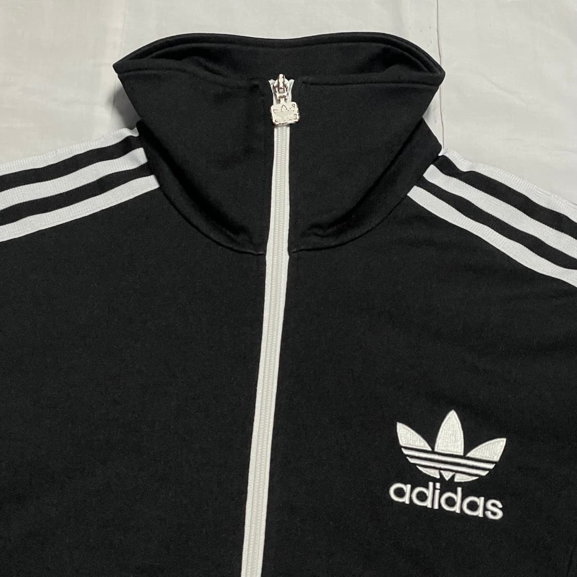 M 아디다스 유로파 블랙 트랙탑 상품이미지1