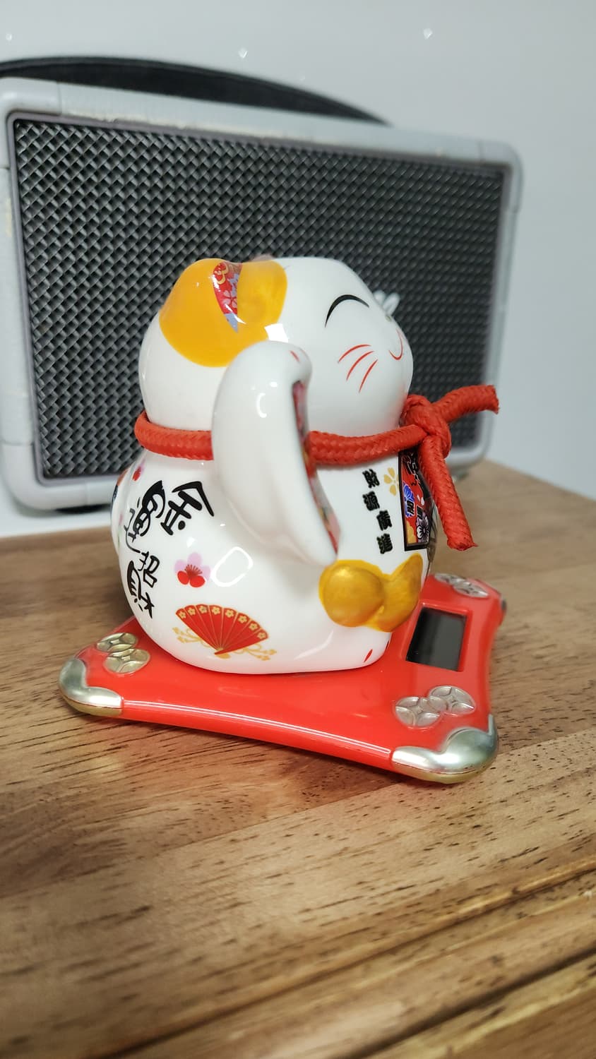 # 손흔드는 태양열 고양이 마네키네코 인형 개업선물 태양열 급처 상품이미지6