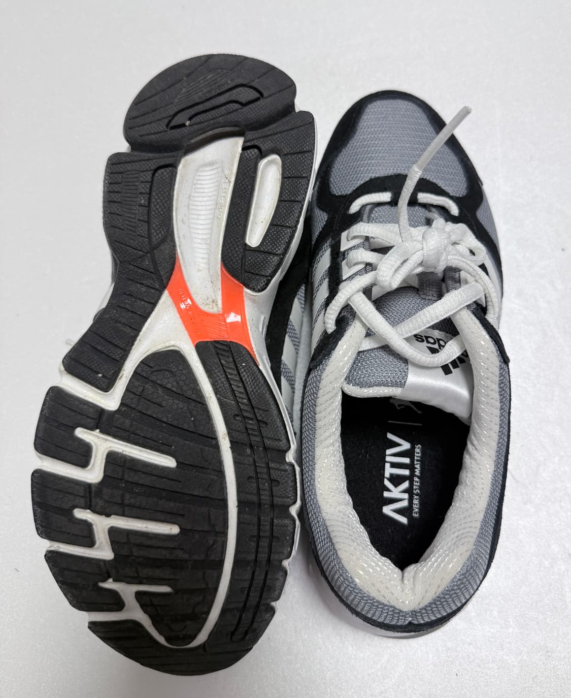 아디다스 러닝화 스니커즈 그레이230 상품이미지6