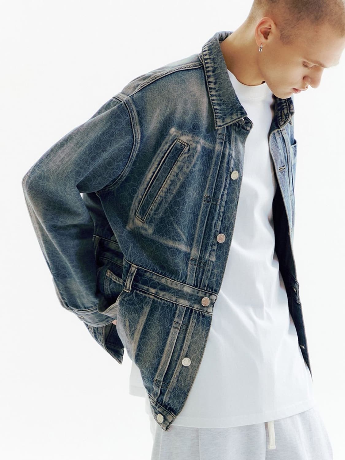 CHOWOO Denim Trucker Jacket 오버핏 데님 트러커자켓 상품이미지4