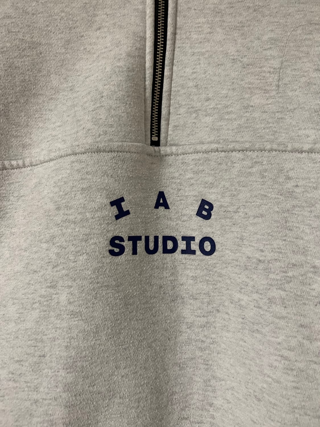 아이앱 스튜디오 하프집업 L 상품이미지2