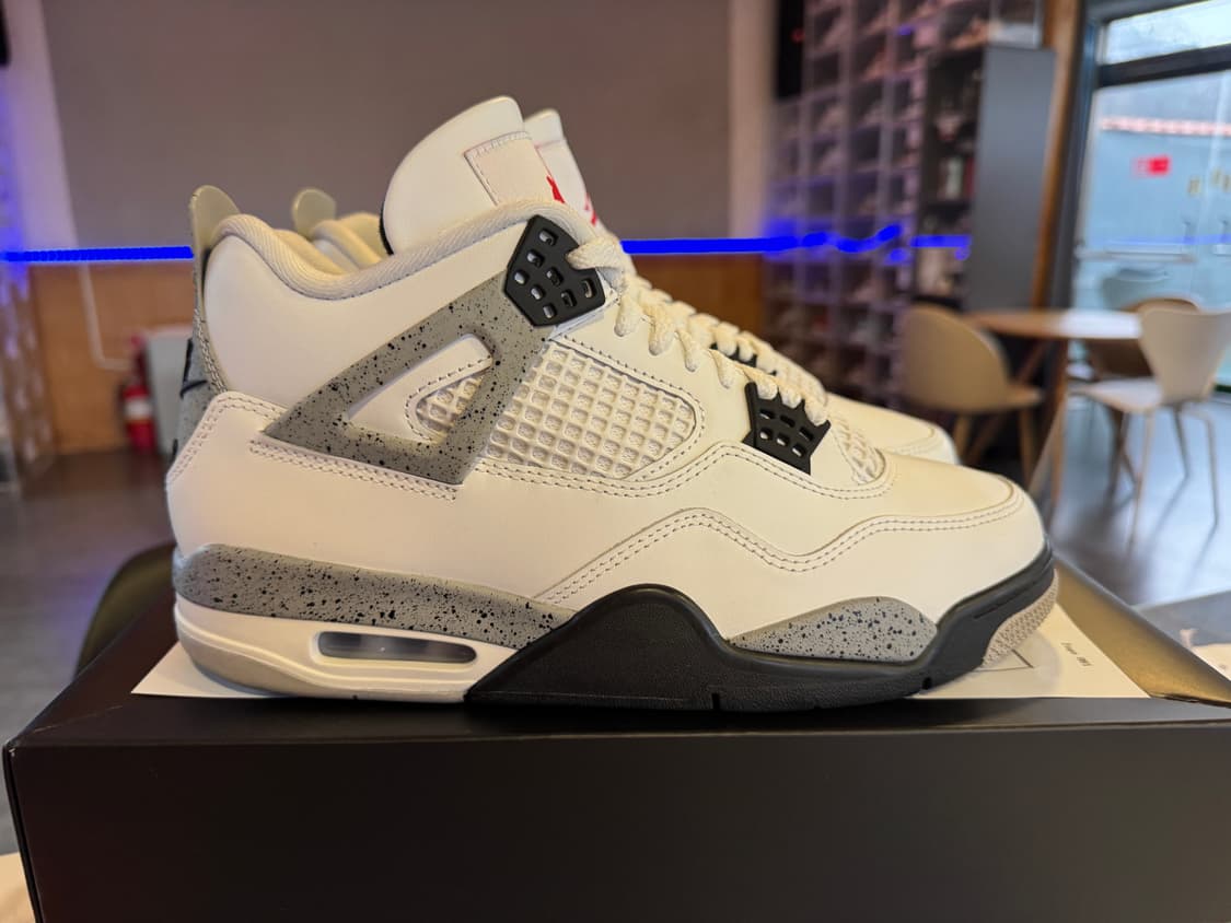 (정품) 조던4 화이트 시멘트 265 팝니다 상품이미지3