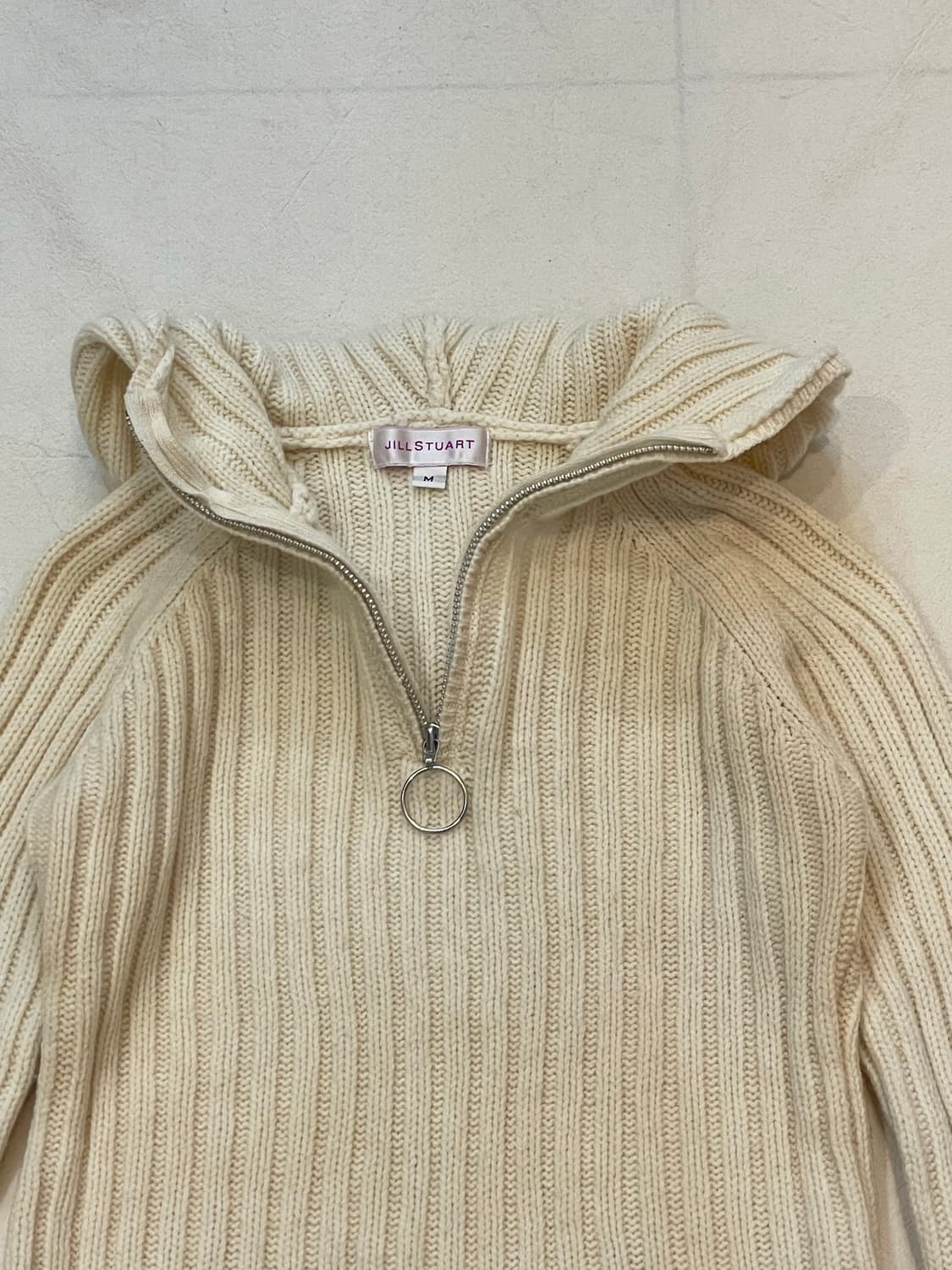 질스튜어트 하프집업 후드니트 상품이미지2