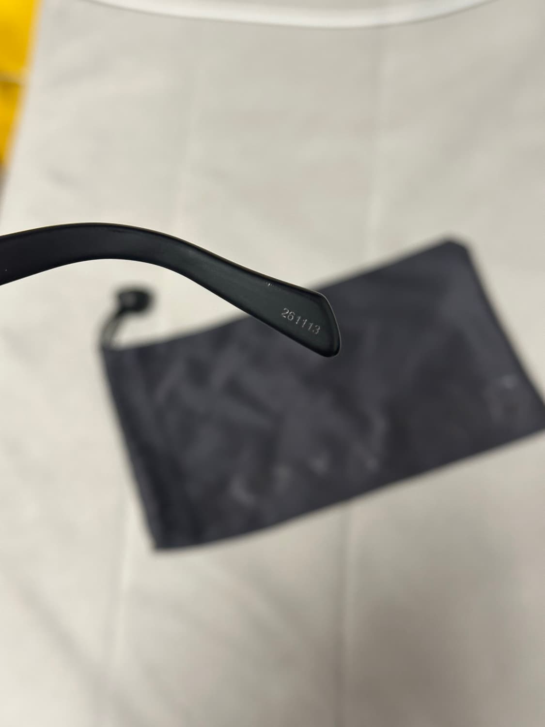 일레스테바 바이닐 선글라스 (기리보이 착용) 상품이미지8