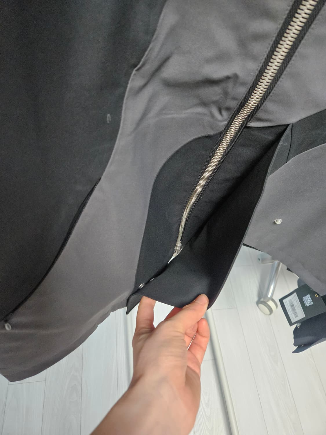 엘리엇에밀 테크니컬 자켓 M 세재품 상품이미지2