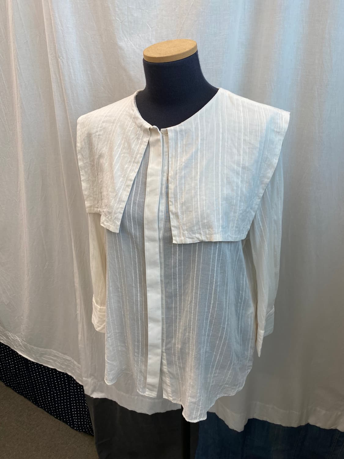 스퀘어카라 블라우스(M) 상품이미지2