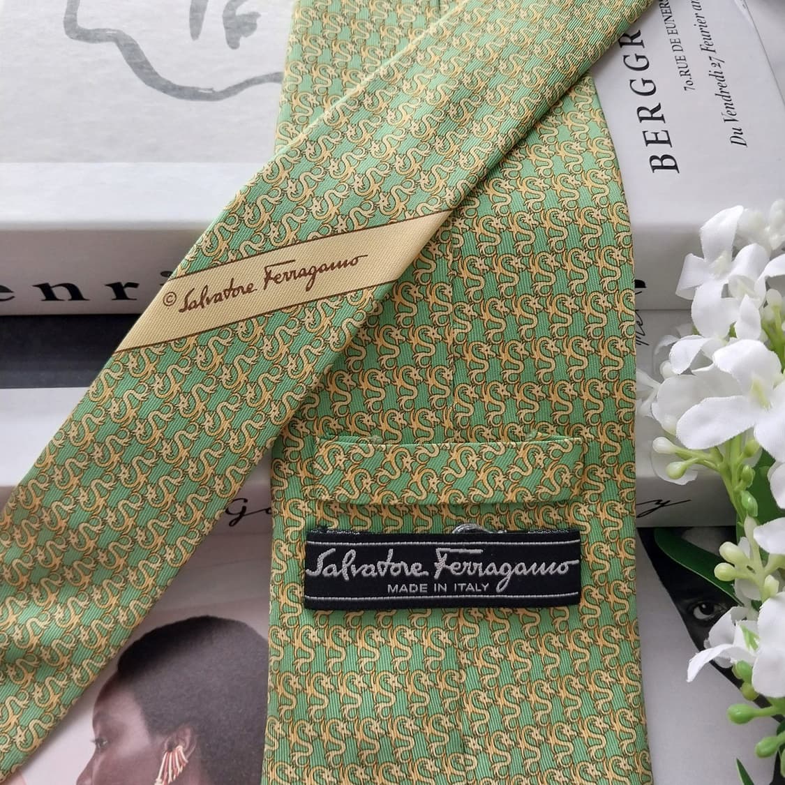 살바토레 페라가모 실크 용 모티브 넥타이 9.3cm A+등급 K1923 상품이미지6