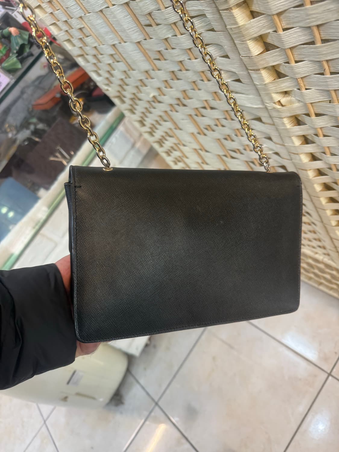 정품 페레가모 바리 지니 체인 크로스백 팝니다 상품이미지4