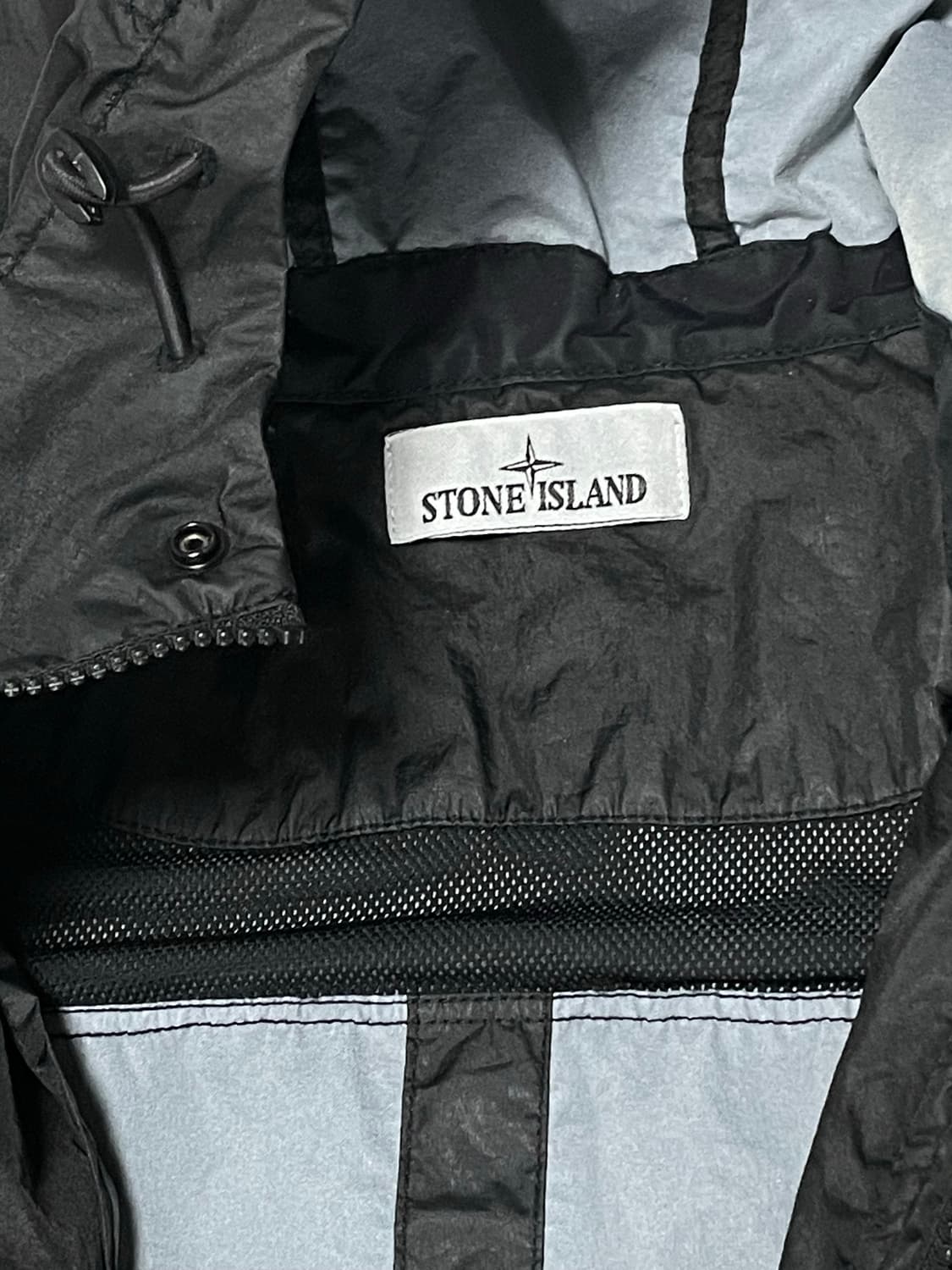 25SS) 스톤아일랜드 멤브라나 3L tc 후드 바람막이 자켓 [L] 상품이미지4