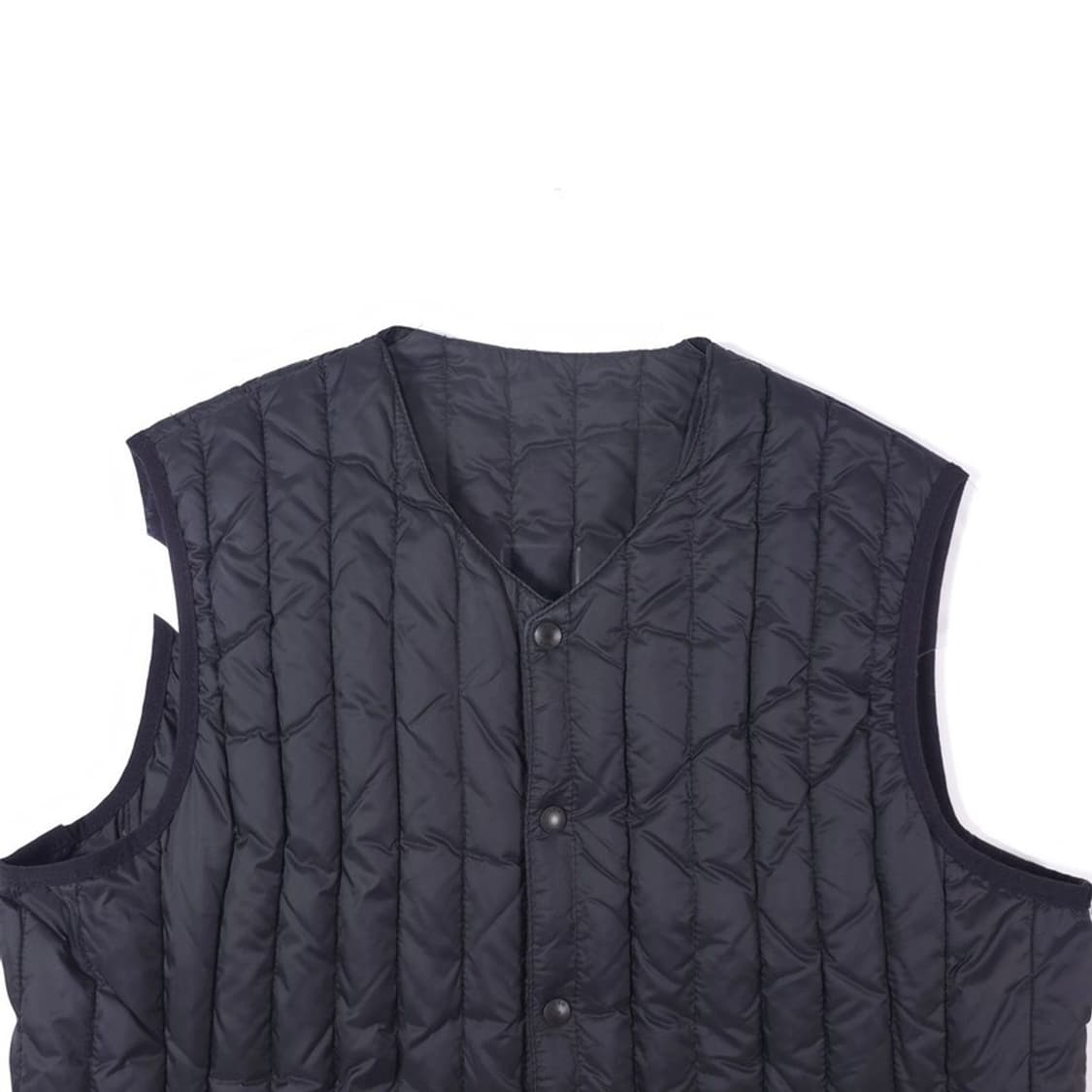 BON 구스다운 V넥 블랙 경량 패딩 베스트 상품이미지3