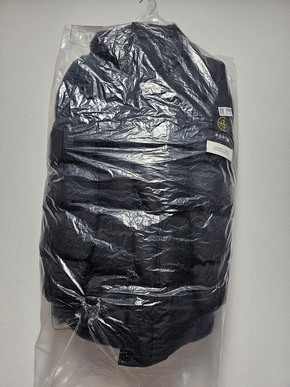 스톤아일랜드 크링클랩스 윈드 레지스턴트 다운 패딩 자켓 25FW 상품이미지8