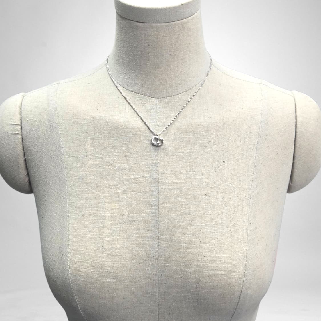 디올 스몰 CD 로고 목걸이 상품이미지3