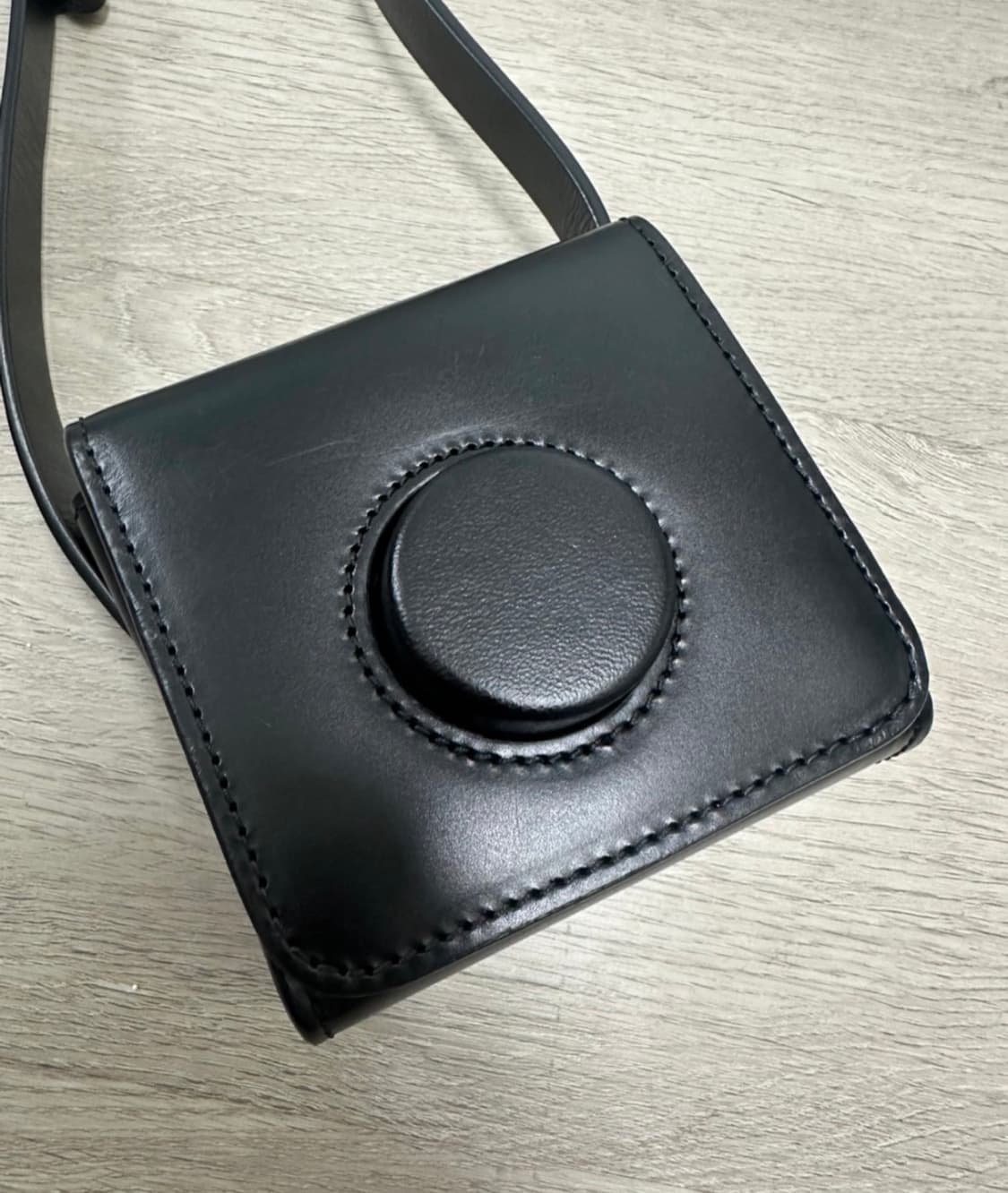 르메르 카메라백 미니 상품이미지1