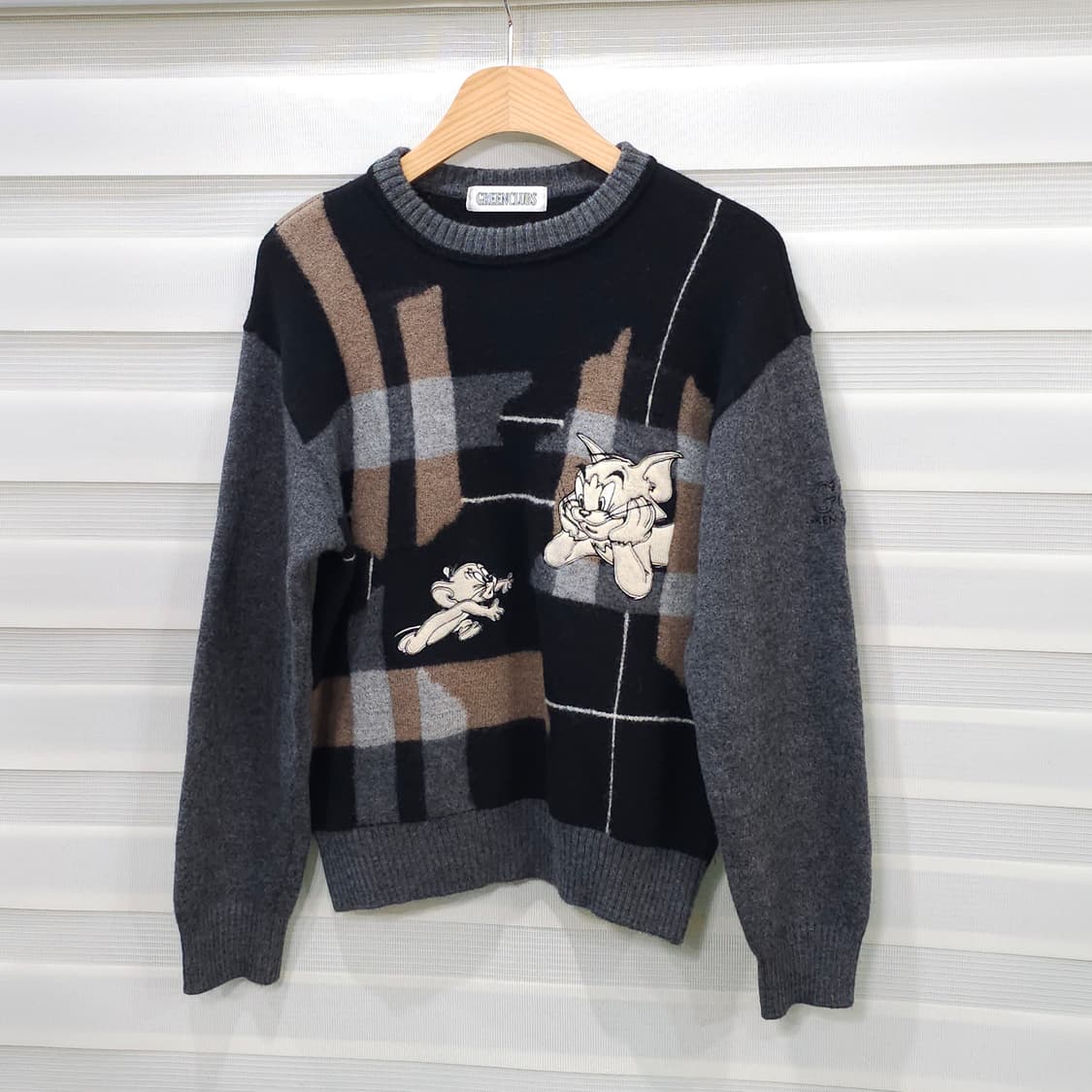 90s GREENCLUBS 톰과제리 니트 스웨터- 우먼3 상품이미지1