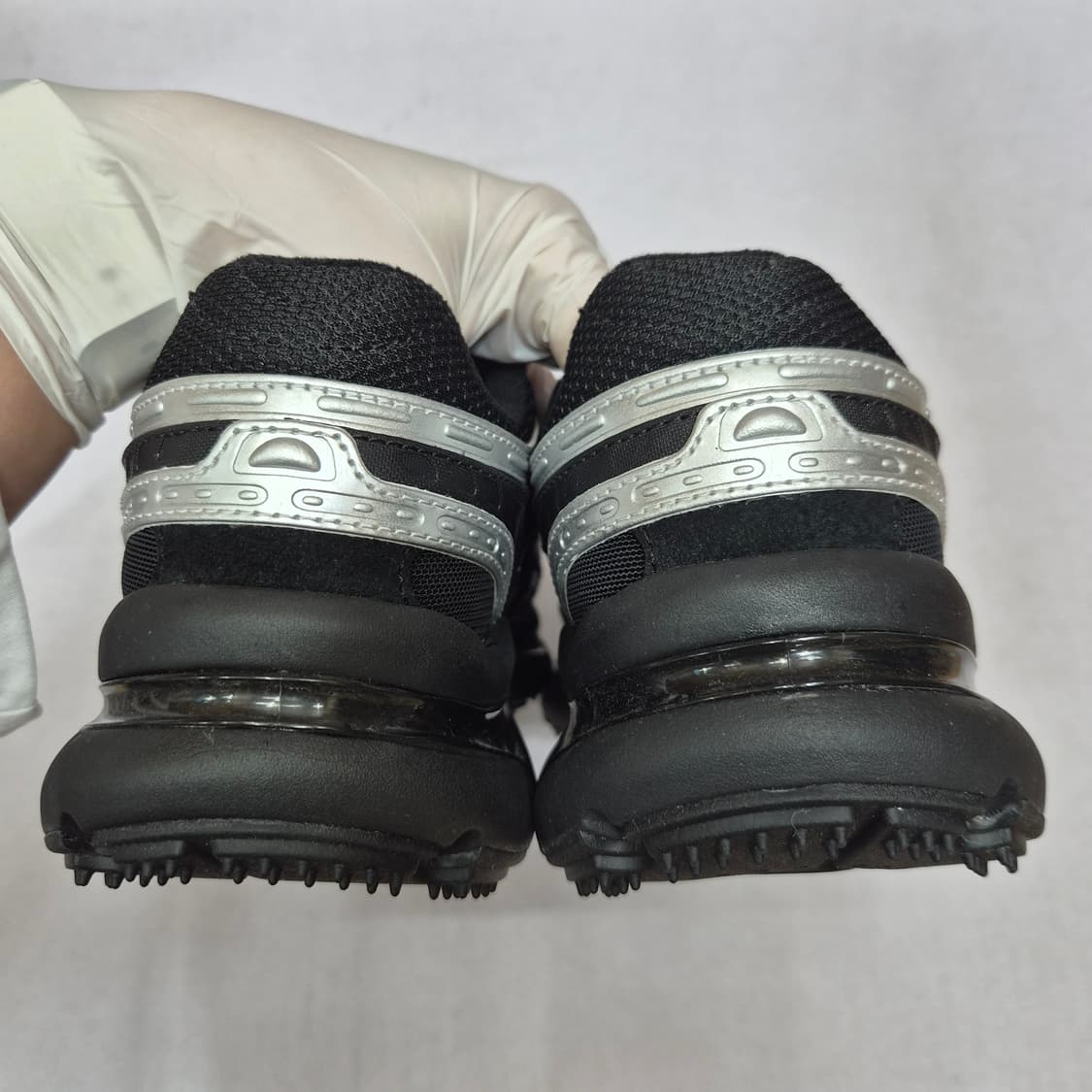 (새상품) 라코스테 L003 2K24 블랙 상품이미지8