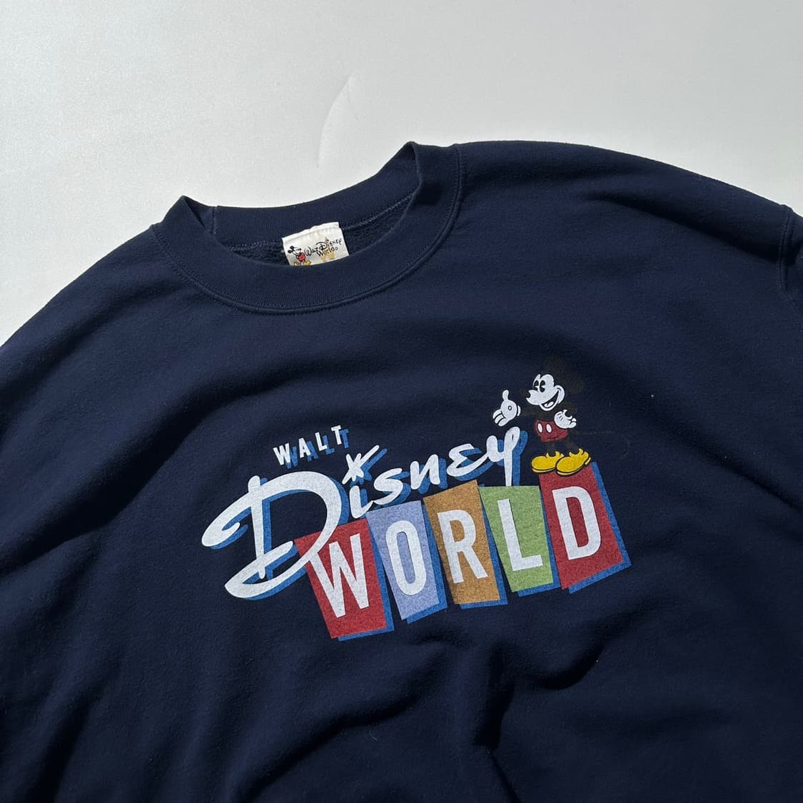 디즈니 월드 90’s 프린트 맨투맨 스웻셔츠 상품이미지3