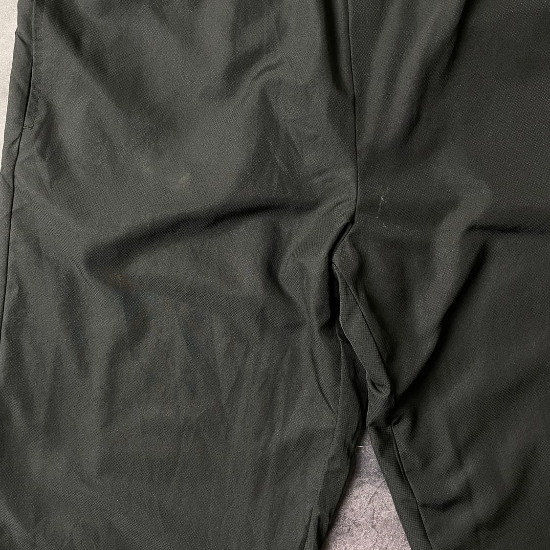 LACOSTE 라코스테 빈티지 블랙 트랙팬츠 A00522 상품이미지3