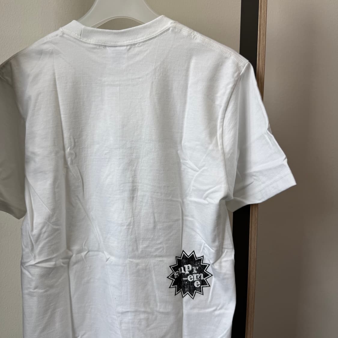 슈프림 갓 세이브 어스 반팔 티셔츠 2컬러 상품이미지3