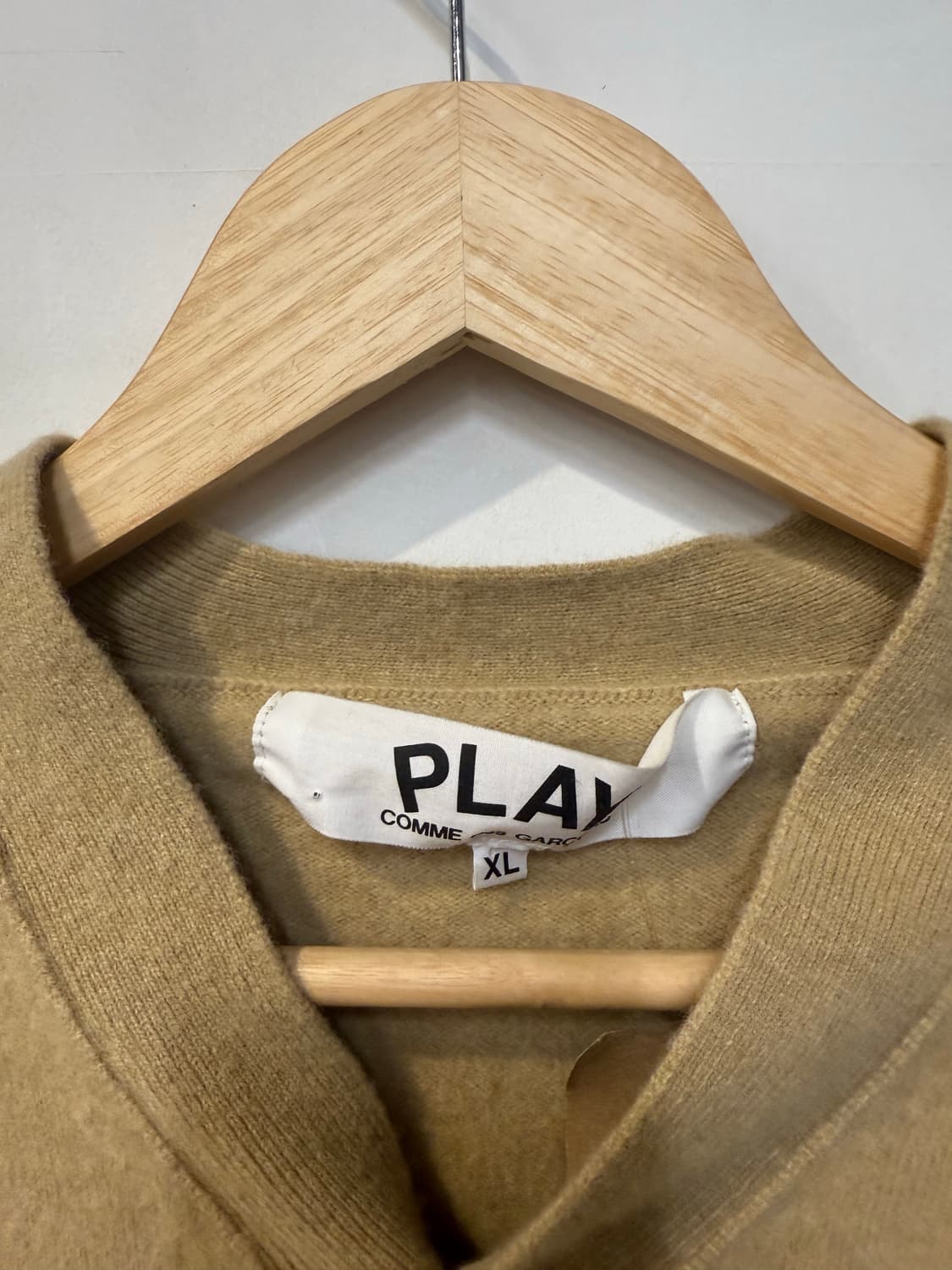 꼼데가르송 베이지 가디건 상품이미지3