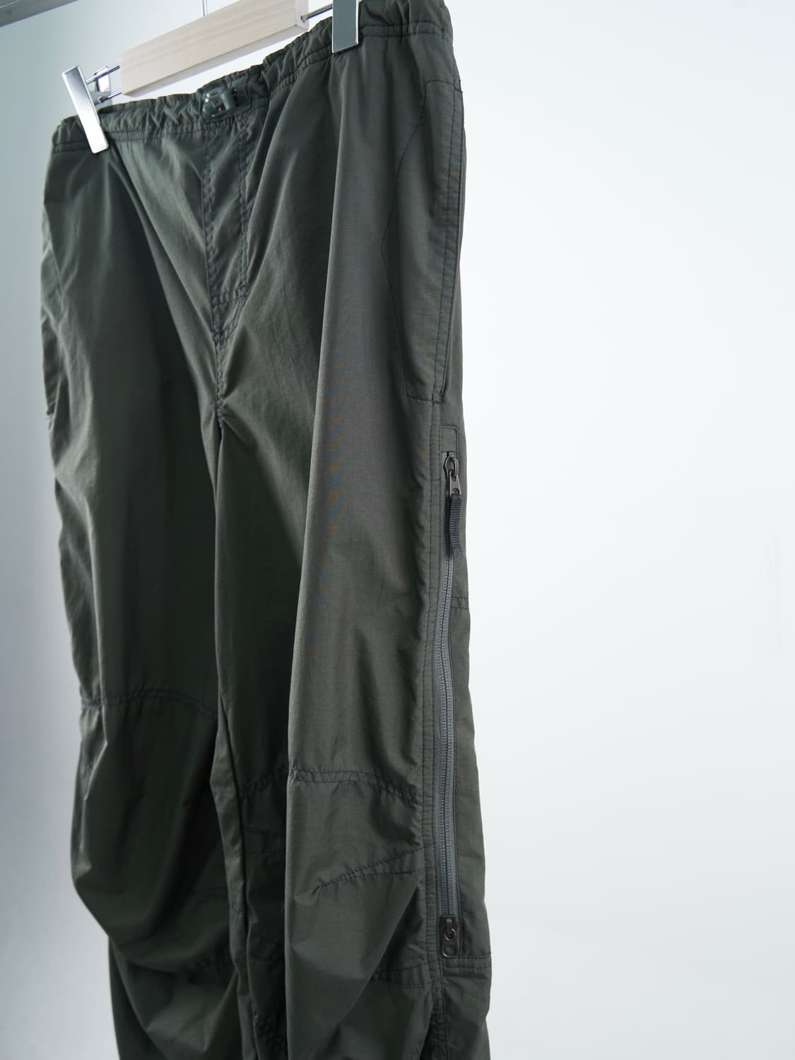 NIKE ACG 카키 메쉬 트레일 팬츠 상품이미지3