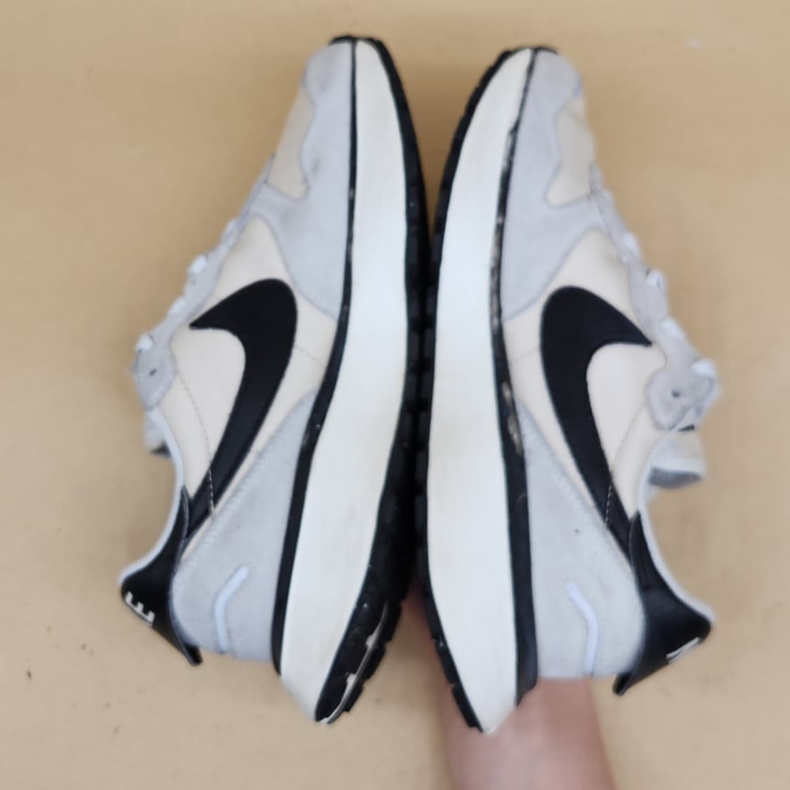 나이키 피닉스 와플 운동화240 상품이미지5