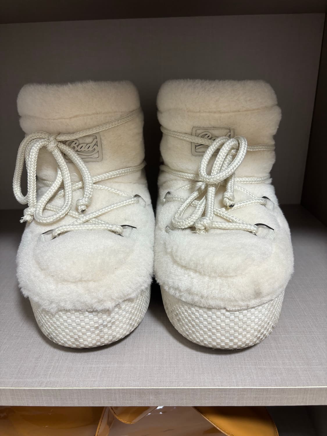 배드블러드 에스키모 플랫폼 부츠 크림 상품이미지1