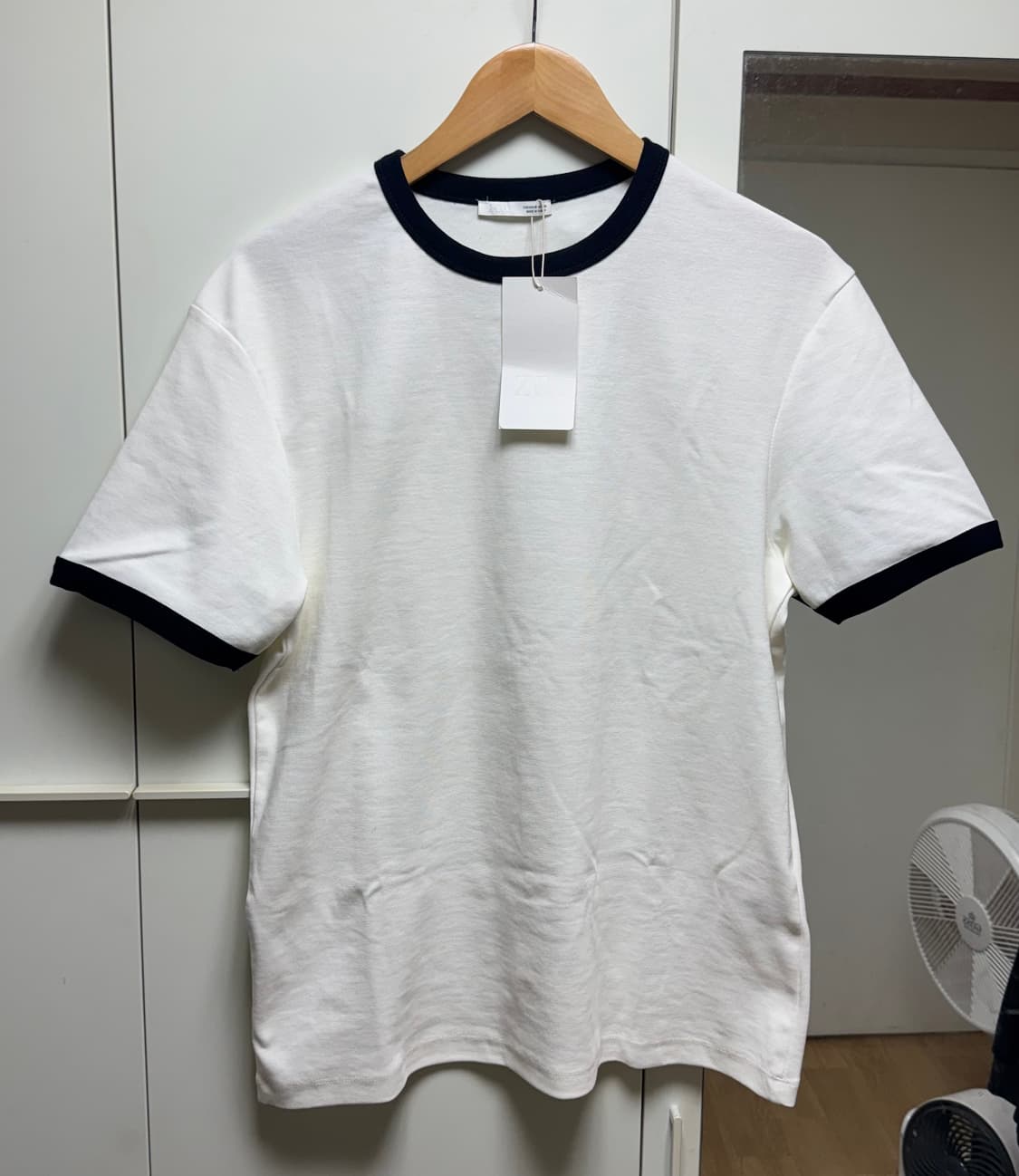 자라 배색 링거티 화이트 M사이즈 상품이미지2