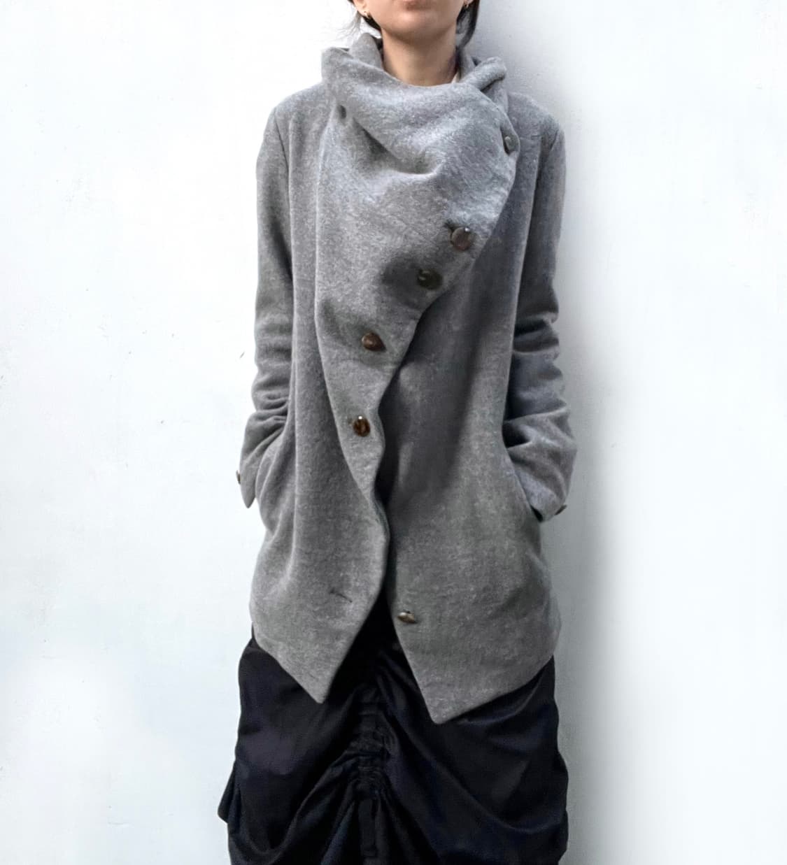 Asymmetric 하이넥 드레이핑 코트 상품이미지6