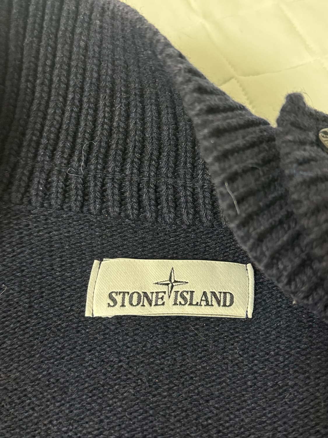 스톤아일랜드 니트 가디건 판매 상품이미지5