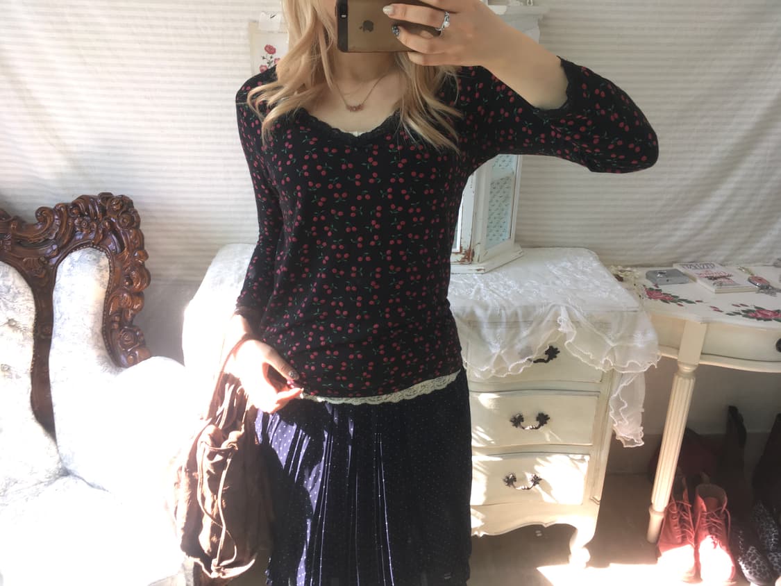 빈티지 하구미 체리 레이스 리본 롱슬리브 상품이미지3