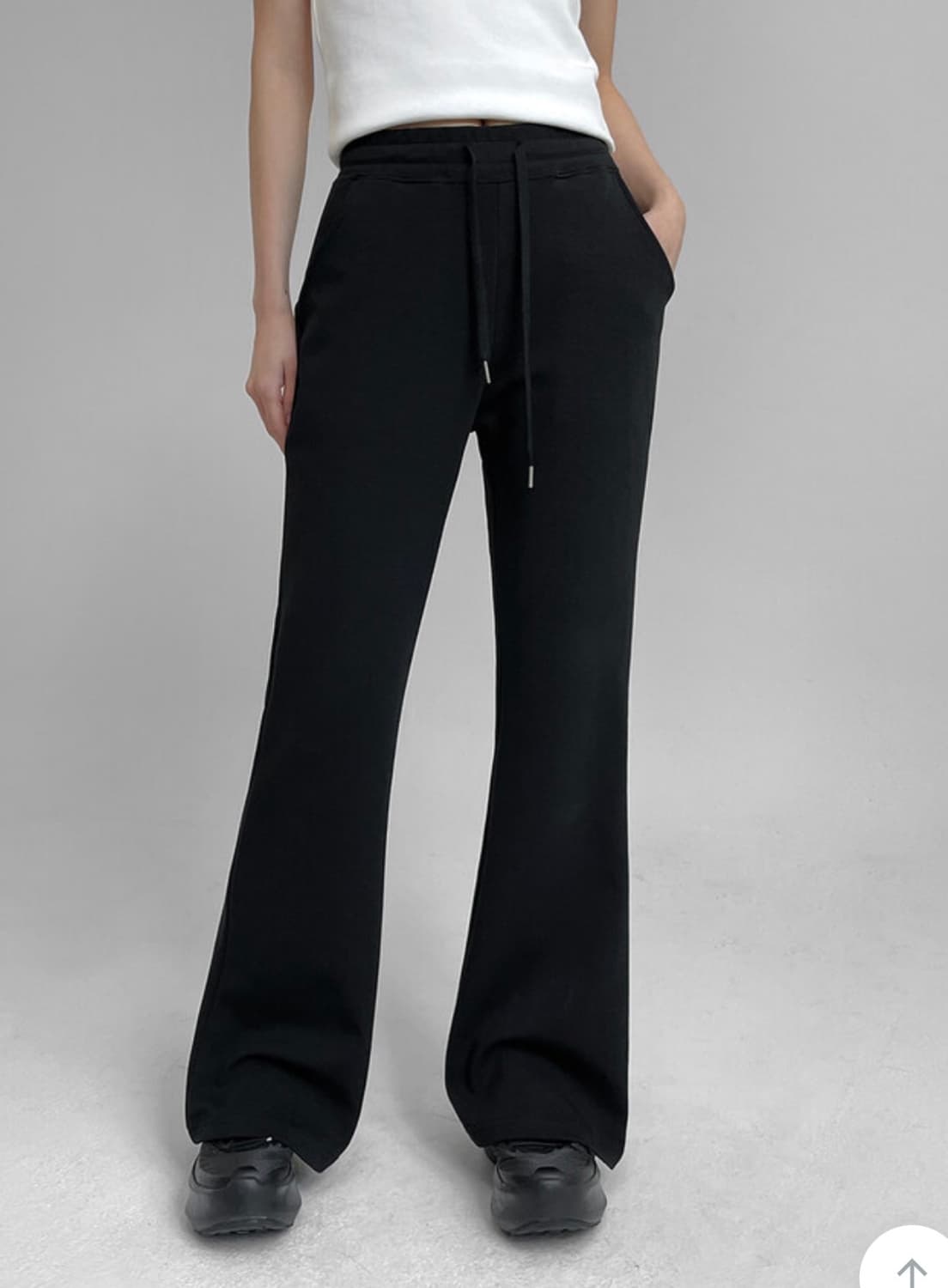 블랙업 부츠컷 밴딩 팬츠 상품이미지1