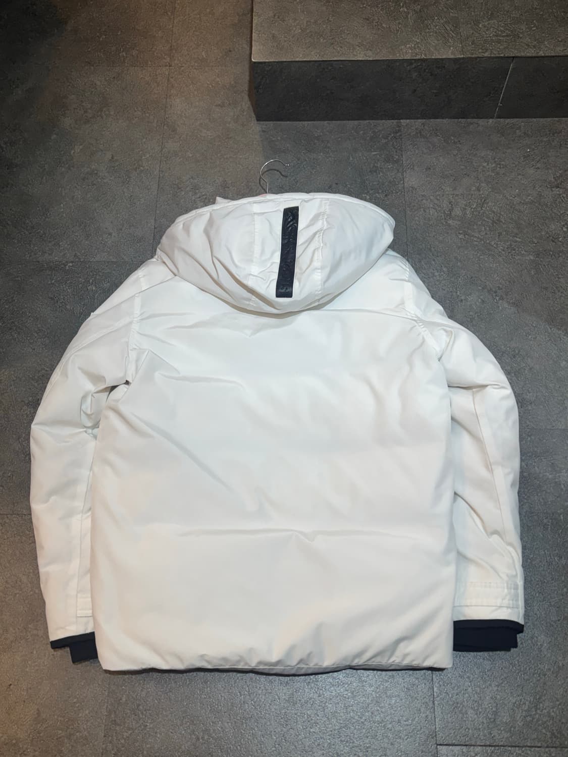 게스 GUESS 오리털 패딩 95 상품이미지3